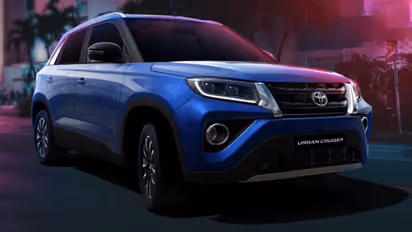 Toyota Hyryder : ടൊയോട്ട ഹൈറൈഡർ എസ്യുവി ഡീലർഷിപ്പുകളിലേക്ക്