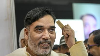 Kejriwal govt blames vehicular emissions from UP buses as Delhi air quality worsens