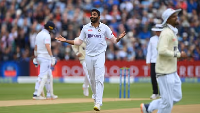 বিধ্বংসী ব্যাটিংয়ের পর আগুনে বোলিং বুমরার, বৃষ্টি বিঘ্নিত ম্যাচে পরপর উইকেট হারিয়ে চাপে ব্রিটিশরা