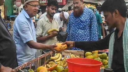 अगर इन फेरीवालों से खरीदा सामान तो देना पड़ेगा 5100 रुपए का जुर्माना, गुजरात की एक पंचायत का लेटर वायरल