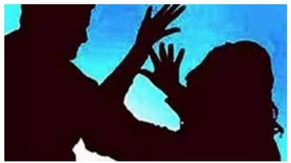 കോഴിക്കോട്ട് ട്രാൻസ്ജെൻഡറിന് നേരെ ആക്രമണം; മുളക് പൊടിയെറിഞ്ഞു, മാലപൊട്ടിക്കാനും ശ്രമം 