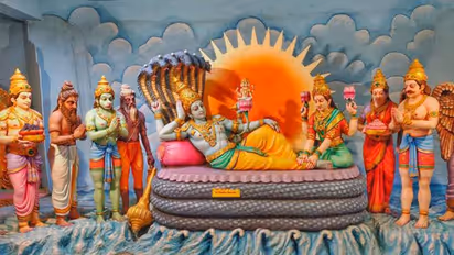 Devshayani Ekadashi 2022: कब है देवशयनी एकादशी, क्यों खास है ये तिथि? जानिए इससे जुड़ी कथा