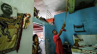 എപ്പോൾ വേണമെങ്കിലും ഇടിഞ്ഞുവീഴാവുന്ന എഴുന്നൂറോളം കെട്ടിടങ്ങൾ, ഭയന്നുവിറച്ച് ഹവാനയിലെ താമസക്കാർ