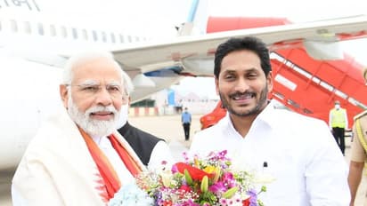 Alluri Sitarama Raju: பிரதமர் மோடி திறந்து வைத்த அல்லூரி சீதாராம ராஜு சிலை..யார் இவர்..? ஓர் சிறப்பு பார்வை...