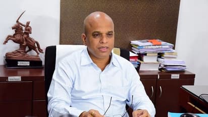 महाराष्ट्र को 2019 की बाढ़ में बचाने वाले इस IAS अधिकारी ने दिया इस्तीफा, फेसबुक पर लिखा भावुक पोस्ट