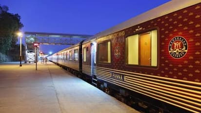 Luxurious Trains of India - ये हैं भारत की 5 सबसे आलिशान ट्रेनें, सोने के बर्तनों में खिलाते हैं खाना 