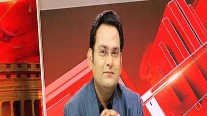 जर्नलिस्ट के घर पर छग पुलिस की दबिश, सोशल मीडिया पर लोगों ने दी ये प्रतिक्रिया