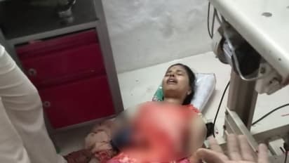 என்னுடைய பிள்ளையை பார்க்க விட மாட்டியா? மனைவியை சல்லி சல்லியாய் வெட்டிய கணவர்..தேனியில் பயங்கரம்.!