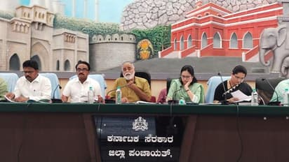 ಕಲ್ಯಾಣ ಕರ್ನಾಟಕ ಶಿಕ್ಷಣ ಇಲಾಖೆಯ ಸಭೆ, ಅಧಿಕಾರಿಗಳಿಗೆ ಖಡಕ್ ವಾರ್ನಿಂಗ್ ಕೊಟ್ಟ ನಾಗೇಶ್