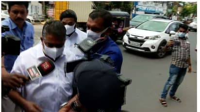 സജി ചെറിയാന്റെ ഭാവി എന്ത് ? വിഷയം ചർച്ച ചെയ്യാൻ ചേർന്ന പാർട്ടി യോഗത്തിലേക്ക് മന്ത്രിയെ വിളിച്ചുവരുത്തി