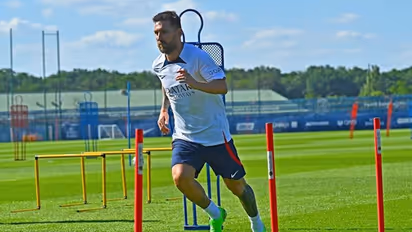 ചരിത്ര നേട്ടത്തിനരികെ ലിയോണല് മെസി! ലക്ഷ്യം ക്രിസ്റ്റിയാനോ റൊണാള്ഡോയുടെ റെക്കോര്ഡ്