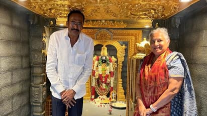 ತಿರುಮಲ ತಿರುಪತಿ ದೇವಸ್ಥಾನಕ್ಕೆ  42 ಲಕ್ಷ ವೆಚ್ಚದ ಧರ್ಮ ರಥ ನೀಡಿದ ಸುಧಾಮೂರ್ತಿ