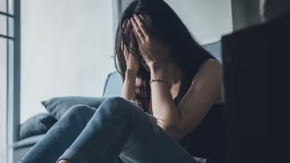 ഉറങ്ങാൻ കിടക്കുമ്പോള്‍ ആവശ്യമില്ലാത്ത ആലോചനകള്‍, നെഞ്ചിടിപ്പ്? ഇതൊന്ന് ചെയ്തുനോക്കൂ...