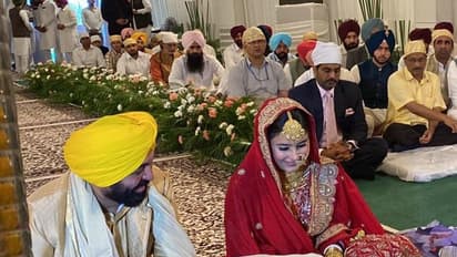 Bhagwant Mann Wedding: ఘనంగా భగవంత్ మాన్ పెళ్లి.. హాజరైన కేజ్రీవాల్.. ఫోటోలు.. 