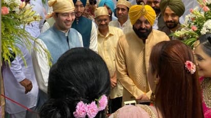 भगवंत मान बने दूल्हा, सामने आईं शादी की तस्वीरें, सालियों ने नेग लेने के बाद ही जीजा को मंडप में दी एंट्री