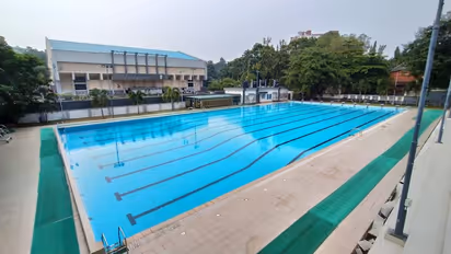 ജിമ്മി ജോര്ജ് ഇന്ഡോര് സ്റ്റേഡിയത്തില് നീന്തല് പരിശീലനത്തിന് ഫാമിലി പാക്കേജ്; രാത്രിയിലും നീന്തി തുടിക്കാം