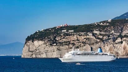 അനാചാരം; 'ബിക്കിനി'ക്ക് നിരോധനം ഏര്‍പ്പെടുത്തി ഇറ്റാലിയന്‍ തീരദേശ നഗരം