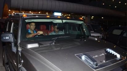 MS Dhoni Cars Collection: ధోనీ వాడే ఫెరారీ కారు 3 సెకన్లలో ఎంత స్పీడ్ వెళుతుందో ఎంతో తెలిస్తే షాక్ తింటారు.. 