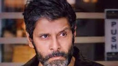 விக்ரம் 32 - வை கொண்டாடும் ரசிகர்கள்...மாஸ் வீடியோவை பகிர்ந்து நன்றி சொன்ன சீயான்..