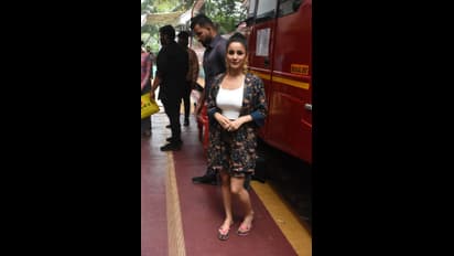 ಕಾಲಿಗೆ ಪೆಟ್ಟಾಗಿದೆ ದಯವಿಟ್ಟು ಬಿಡಿ; ಚಪ್ಪಲಿ ಕಿತ್ತು ಬಿಸಾಡಿದ ಶೆಹನಾಜ್ ಗಿಲ್! 