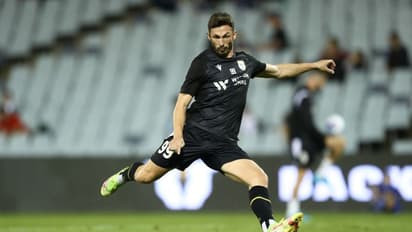 ആരംഭിക്കലാമാ...ഈ സീസണിലെ ആദ്യ വിദേശ സൈനിംഗ് പ്രഖ്യാപിച്ച് കേരള ബ്ലാസ്റ്റേഴ്സ്