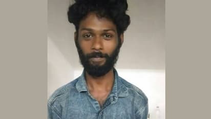 മോഷ്ടിച്ച ബൈക്കില് വ്യാജ നമ്പര്പ്ലേറ്റ് സ്ഥാപിച്ച് കറങ്ങിയ യുവാവ് പിടിയില്