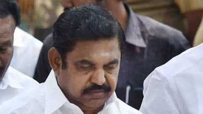 இவர்களால் என் உயிருக்கு ஆபத்து… போலீஸ் பாதுகாப்பு வேண்டும்… டிஜிபி அலுவலகத்தில் ஈபிஎஸ் மனு!!