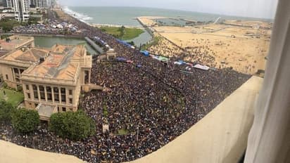 15 ವರ್ಷ ಲಂಕಾ ಆಳಿದ ರಾಜಪಕ್ಸೆ ಕುಟುಂಬದ ಯುಗಾಂತ್ಯ