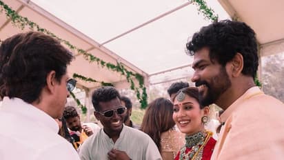 பரிசு பெட்டகத்துடன் நயன் -விக்கிக்கு வாழ்த்து சொன்ன சூப்பர் ஸ்டார்..வெளியானது அழகிய திருமண புகைப்படங்கள்!