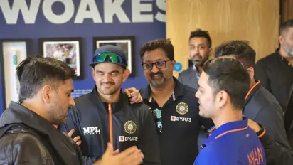 IND vs ENG 2022, Edgbaston T20I: MS Dhoni interacts with Team India post series win (PICTURES)