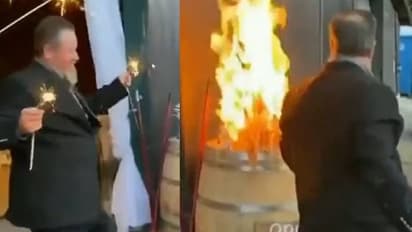 തീപിടിച്ച ഡാൻസ്: വിവാഹാഘോഷത്തിൽ മദ്യപിച്ച് നൃത്തം, തീപടർന്നു 