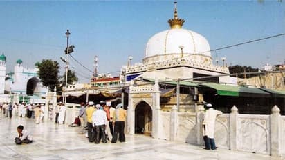 అజ్మీర్ షరీఫ్ దర్గా : 249 మంది పాకిస్థానీ యాత్రికులకు వీసాలు జారీచేసిన భారత్