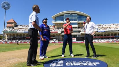 Ind vs Eng T20- ভারতীয় দলে ৪টি পরিবর্তন, তৃতীয় টি২০-তে টস জিতে ব্য়াটিং ইংল্যান্ড