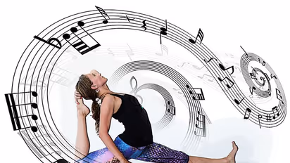 ಯೋಗದೊಂದಿಗೆ ಸಂಗೀತ: ದೇಹ, ಮನಸ್ಸನ್ನು ಹಗುರಗೊಳಿಸೋ ಕಸರತ್ತು!