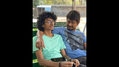 உதயநிதி மகனுக்கு திடீரென வந்த ஹீரோ ஆசை.. தந்தை ரூட்டில் செல்கிறாரா இன்பநிதி? - கிருத்திகா சொன்ன சுவாரஸ்ய தகவல்