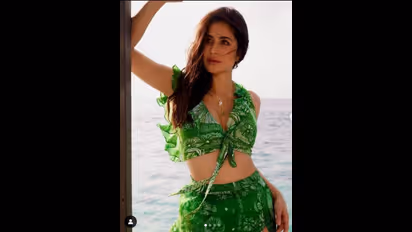  গর্ভে বেড়ে উঠছে সন্তান, আলিয়ার পর ক্যাটরিনার অন্তঃসত্ত্বার খবরে ঘুম উড়ছে ভক্তদের