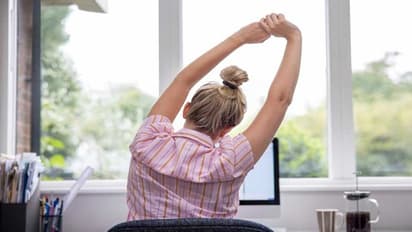 ಪ್ರತಿ ಅರ್ಧ ಘಂಟೆಗೊಮ್ಮೆ 5 ನಿಮಿಷ ನಡಿದ್ರೆ BP, ಮಧುಮೇಹ ಕಾಡೋದಿಲ್ಲ