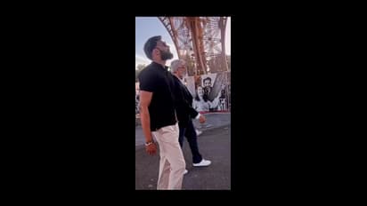 மது பார்ட்டியில் மனைவி - மகளுடன் கலந்து கொண்டாரா அஜித்? விமர்சனத்திற்கு ஆளான புகைப்படம்..!