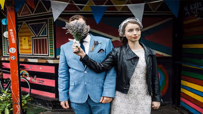 सगाई के बाद कहीं लड़का ना मुकर जाए शादी से, लड़कियां भूलकर भी ना करें ये 5 गलतियां