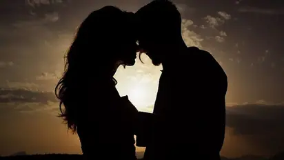 2 बच्चों की मां को 15 साल के लड़के से हुआ प्यार,फेसबुक पर पनपे इश्क का कुछ ऐसा हुआ अंजाम