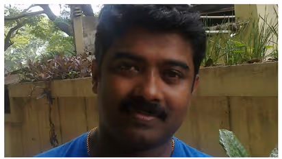 വയനാട്ടില് വ്യാപാരി കടക്കുള്ളില് തൂങ്ങി മരിച്ച നിലയില്