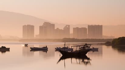 இலங்கை வழியில் பூட்டான்; அந்நிய செலாவணி இருப்பு குறைவு; வாகனங்கள் இறக்குமதிக்கு தடை!!