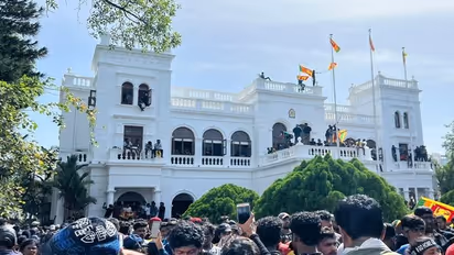 sri lanka crisis: கொழும்பில் தொடரும் பதற்றம்.. வேறு வழியில்லாமல் மீண்டும் ஊரடங்கு அமல்