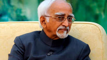 हामिद अंसारी बोले- ISI के लिए जासूसी करने वाले पाकिस्तानी पत्रकार को नहीं बुलाया, मेरे खिलाफ फैलाया जा रहा झूठ