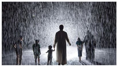 കടുത്ത വേനലിലും ഷാര്ജയില് പെരുമഴ ആസ്വദിക്കാന് മഴമുറികള്