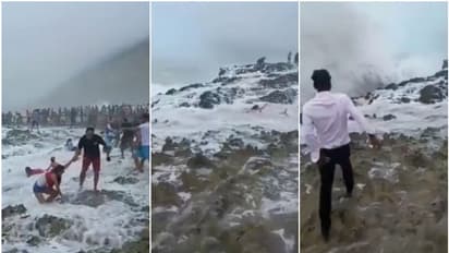 അവധിദിവസത്തെ സന്തോഷം മായ്ച്ച് കൂറ്റന് തിരമാല; സലാലയില് കുട്ടികള് കടലില് വീഴുന്നതിന്റെ വീഡിയോ