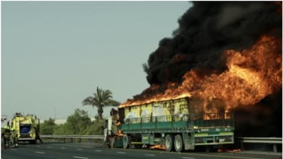 ദുബൈയില് ഓടിക്കൊണ്ടിരുന്ന ട്രക്കിന് തീപിടിച്ചു