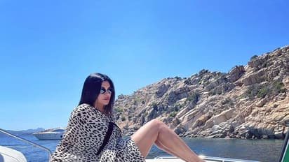 হট ফোটোশ্যুট থেকে ললিতের সঙ্গে চরম ঘনিষ্ঠতা, মলদ্বীপ যেন ছিল সুস্মিতার হানিমুন ট্রিপ, দেখুন ছবি