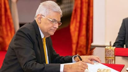 ശ്രീലങ്കയില് ഇന്ന് പ്രത്യേക പാര്ലമെന്റ് സമ്മേളനം, പ്രസിഡന്റ് തെരഞ്ഞെടുപ്പ് ബുധനാഴ്ച