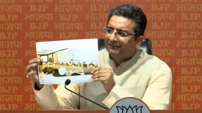 BJP targets ex-VP Hamid Ansari, claims he had links with 'ISI spy'